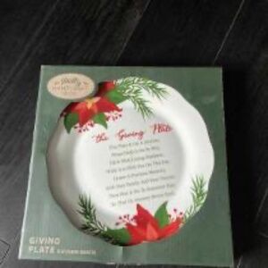 New In Gift Box " The Giving Plate" Christmas